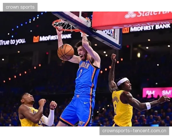 NBA高难度空接：空中盛宴的极限挑战与精彩瞬间