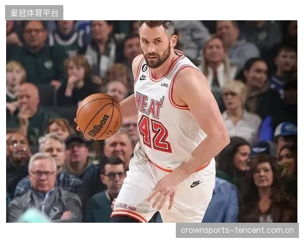 巴特勒脚步稳健挑篮再得两分，热火稳住局面